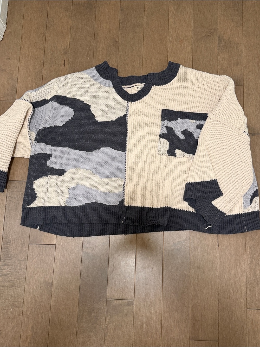 Cozy Colorblock Camouflage Knit Sweater - Ivory & Gray